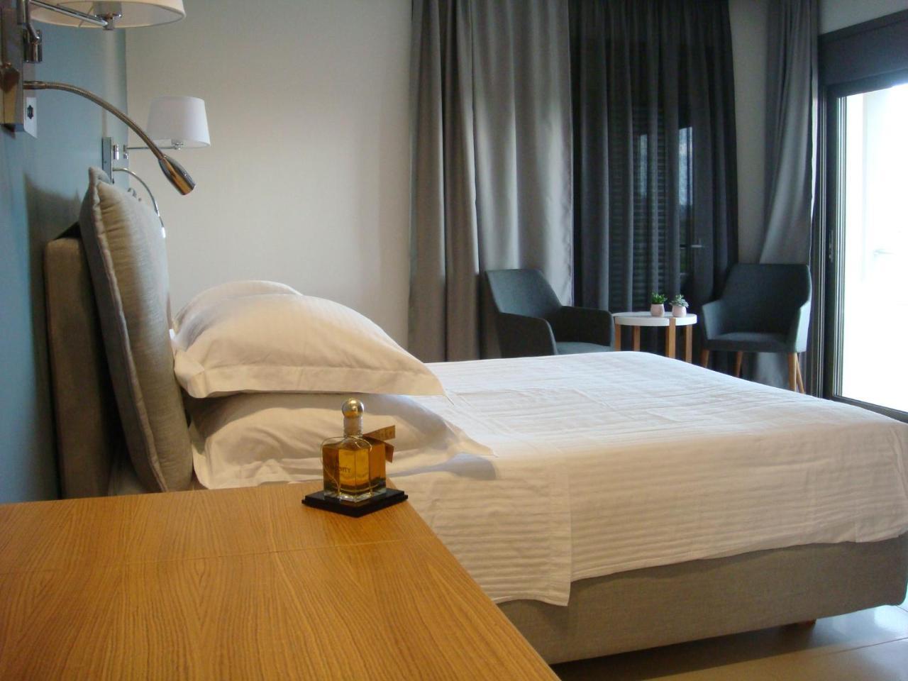 Double Bay Beach Hotel Elafonissos Ngoại thất bức ảnh